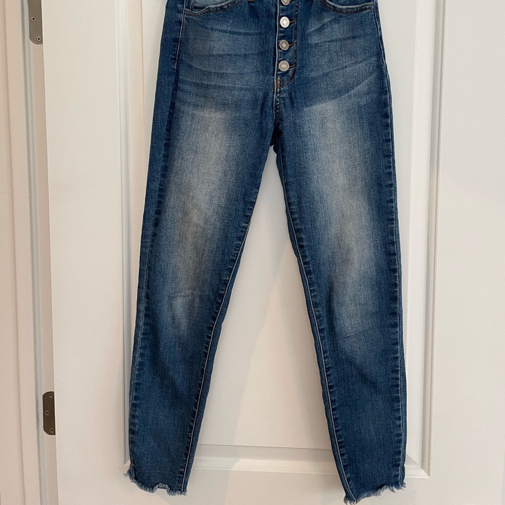 Nature blue jeans. Button fly.